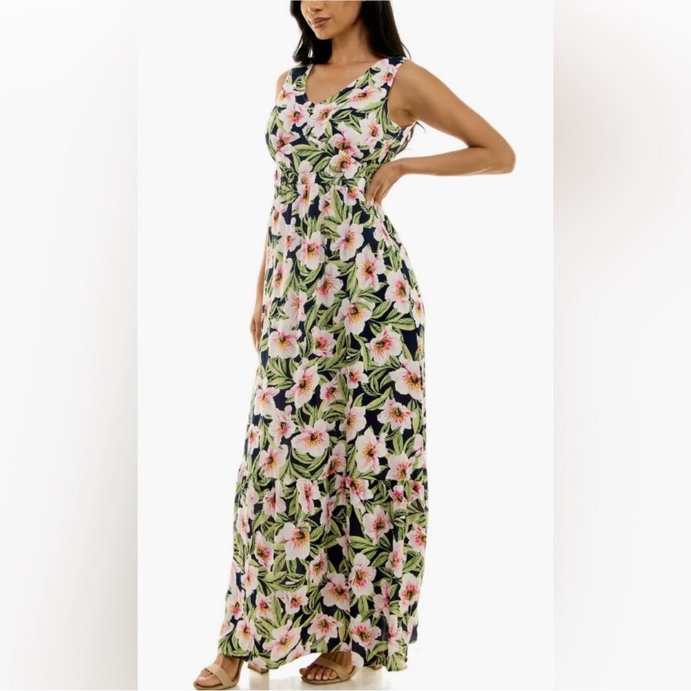NWT Gorgeous Nina Leonard Pink and Green Floral Maxi Dress Size Medium